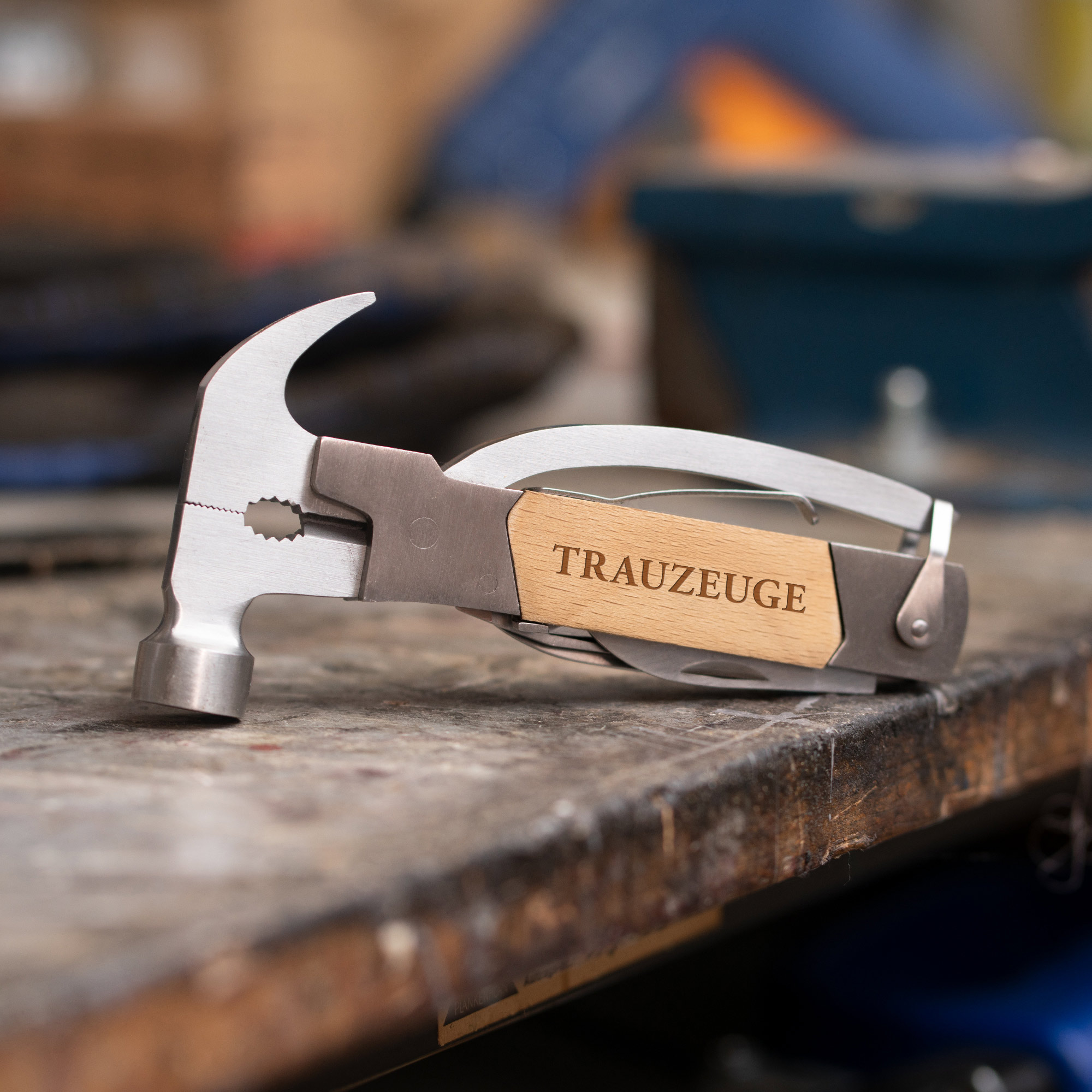 Multifunktionswerkzeug - 10in1 Multitool für den Trauzeugen Multifunktionswerkzeug - 10in1 Multitool für den Trauzeugen