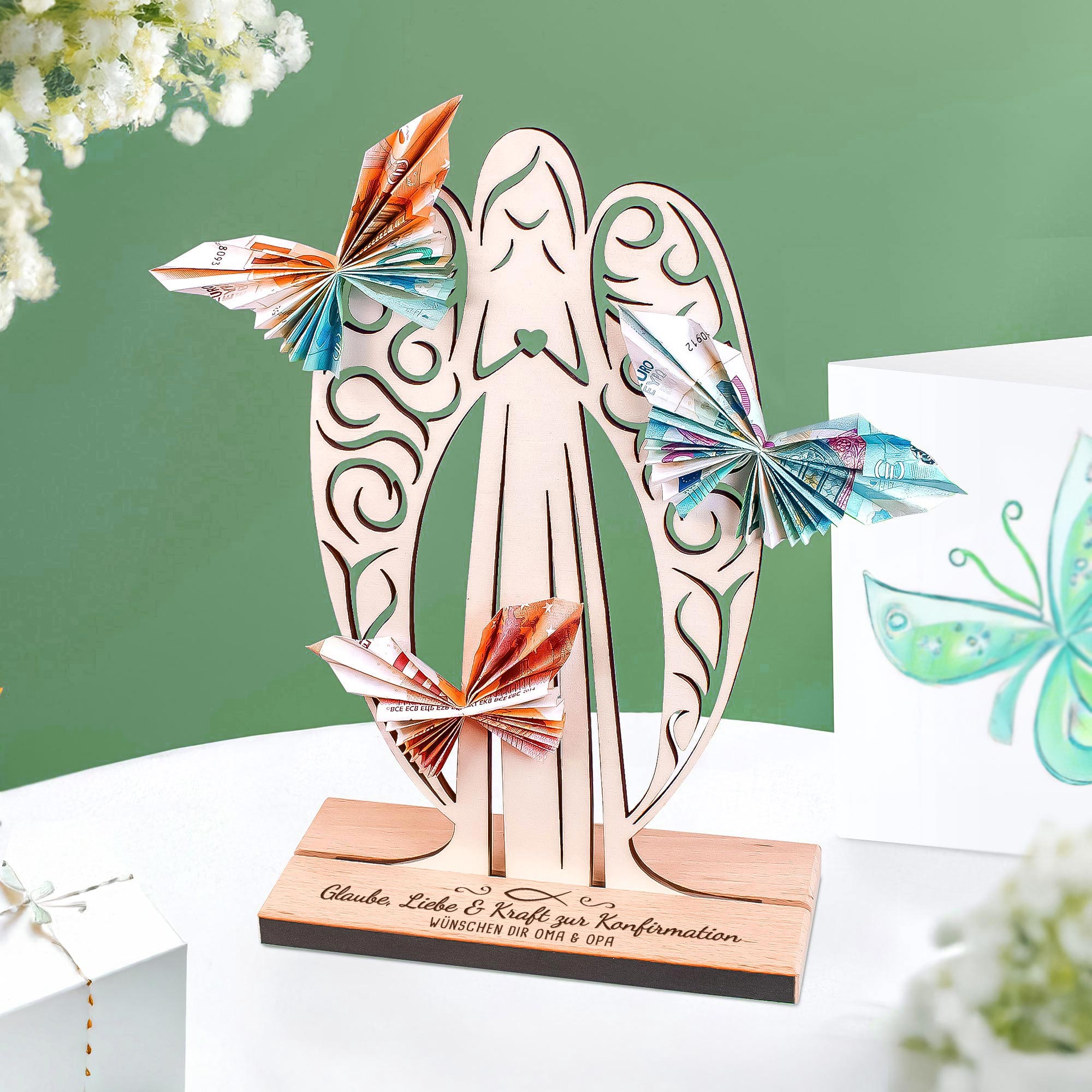 Großer Geldengel aus Holz mit Gravur zur Konfirmation