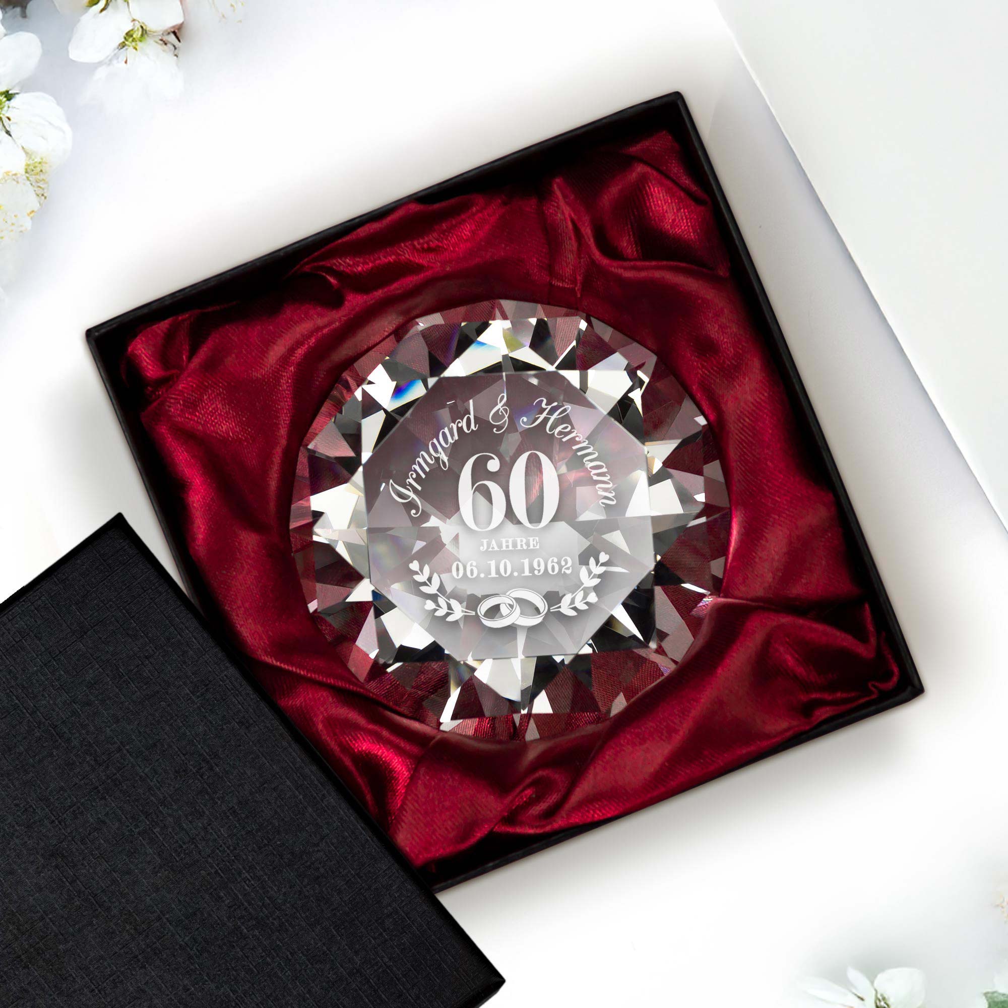 Diamant Kristall mit Gravur zur Diamant Hochzeit und Ring Displayständer Diamant Kristall mit Gravur zur Diamant Hochzeit und Ring Displayständer