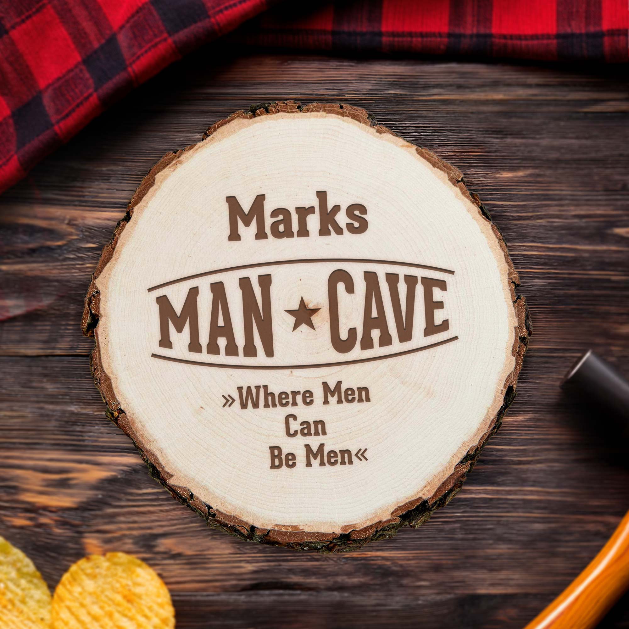 Baumscheibe mit Gravur - Man Cave
