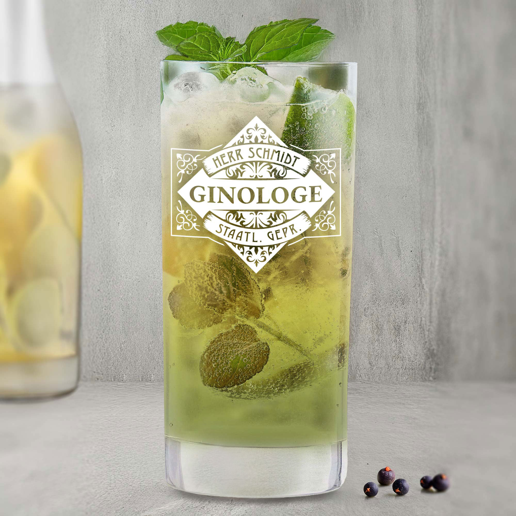 Cocktailglas mit Gravur - Ginologe