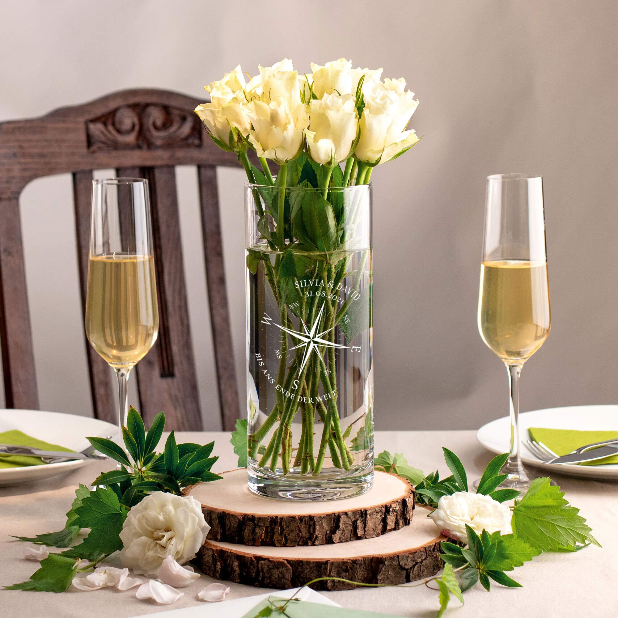 Runde Vase mit Gravur - Liebeskompass