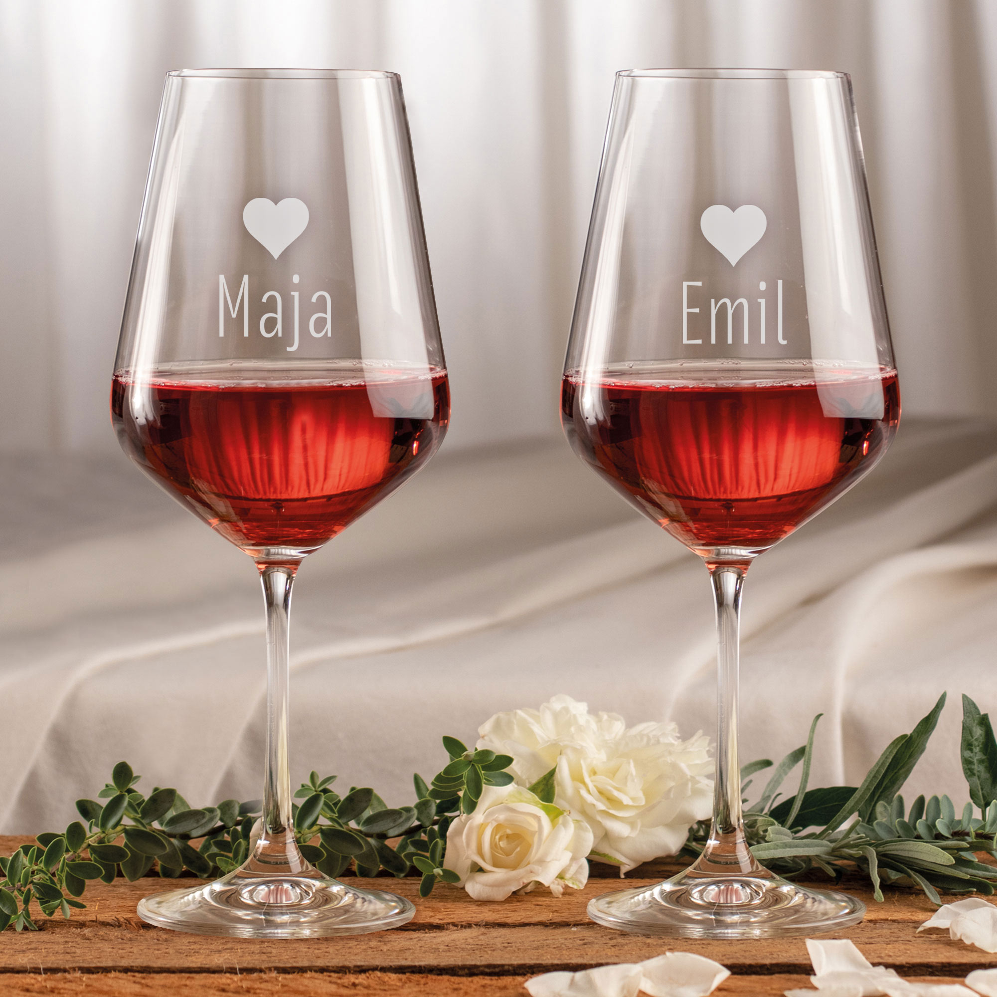Personalisierte Weingläser Herz - 2er Set Personalisierte Weingläser Herz - 2er Set