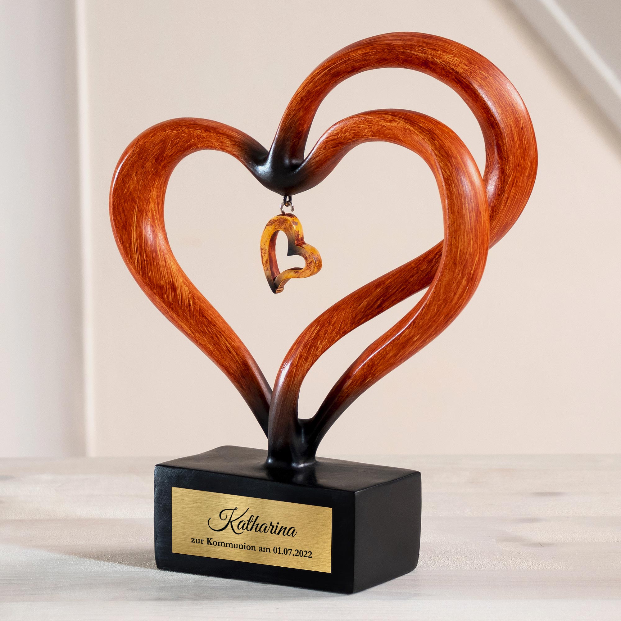 Personalisierte Holz Herz Skulptur zur Kommunion