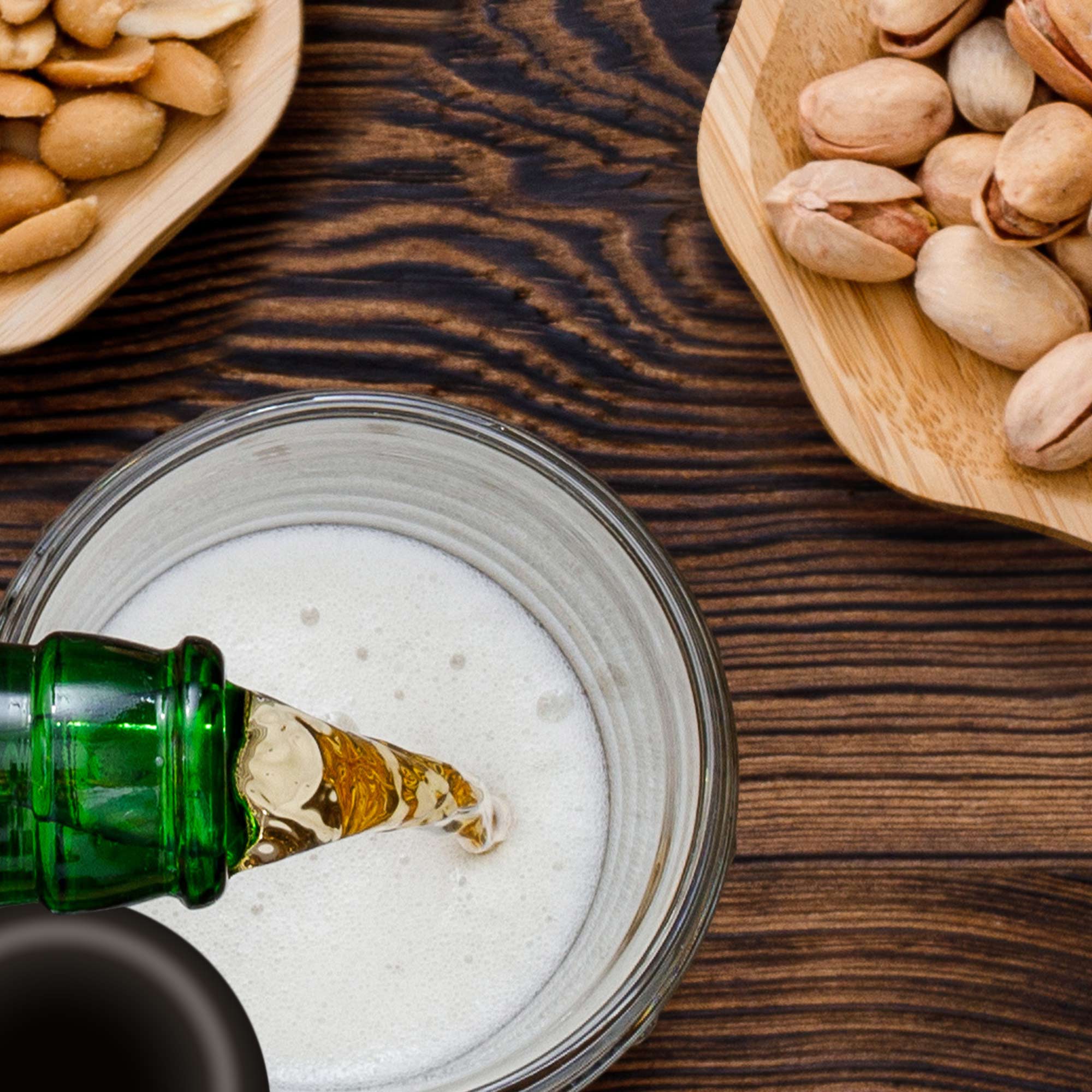 Bierkrug mit Klingel