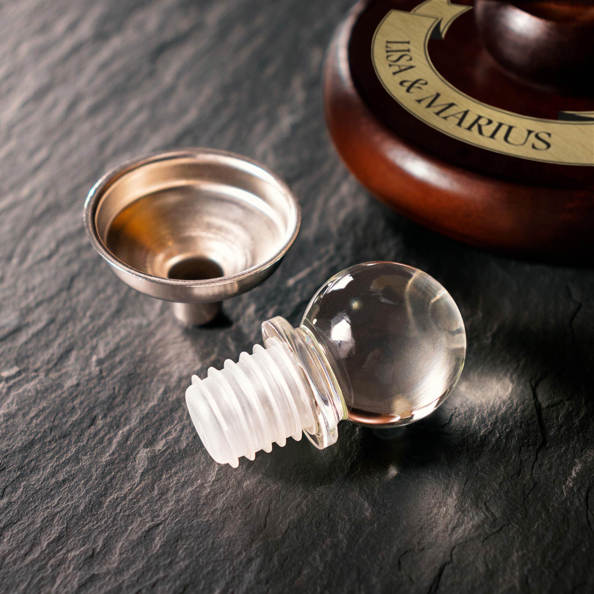 Whisky Globus Karaffe mit Gravur - Auto Whisky Globus Karaffe mit Gravur - Auto