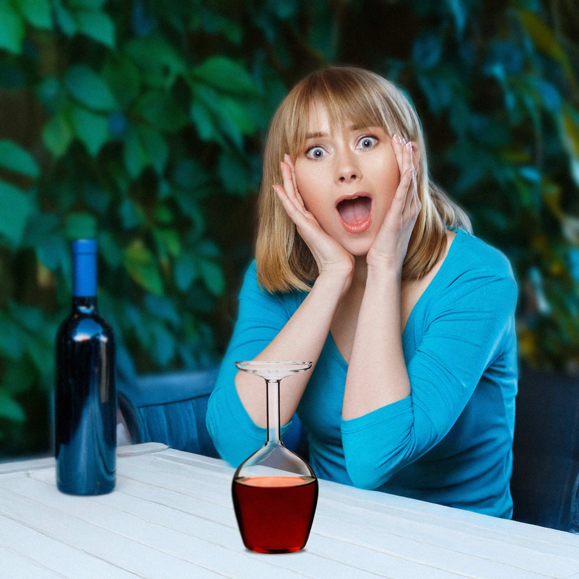 Verkehrtes Weinglas - Upside Down Verkehrtes Weinglas - Upside Down