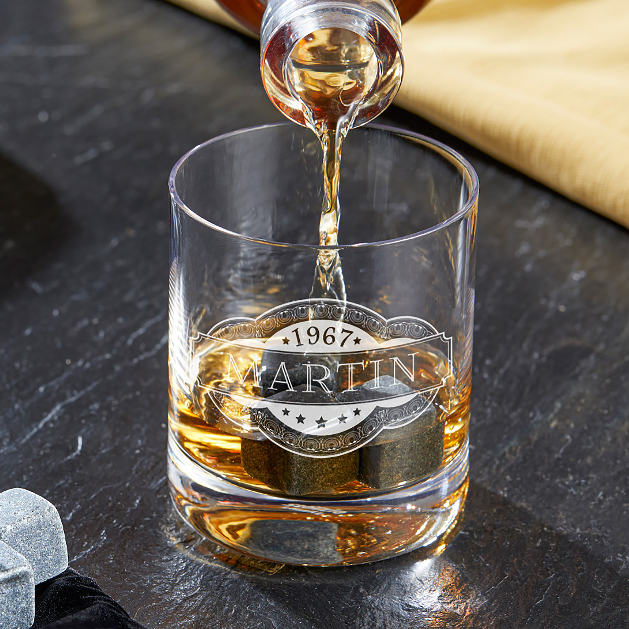 Whiskyset Globus Karaffe Auto und Whiskyglas mit Gravur - Banderole Whiskyset Globus Karaffe Auto und Whiskyglas mit Gravur - Banderole