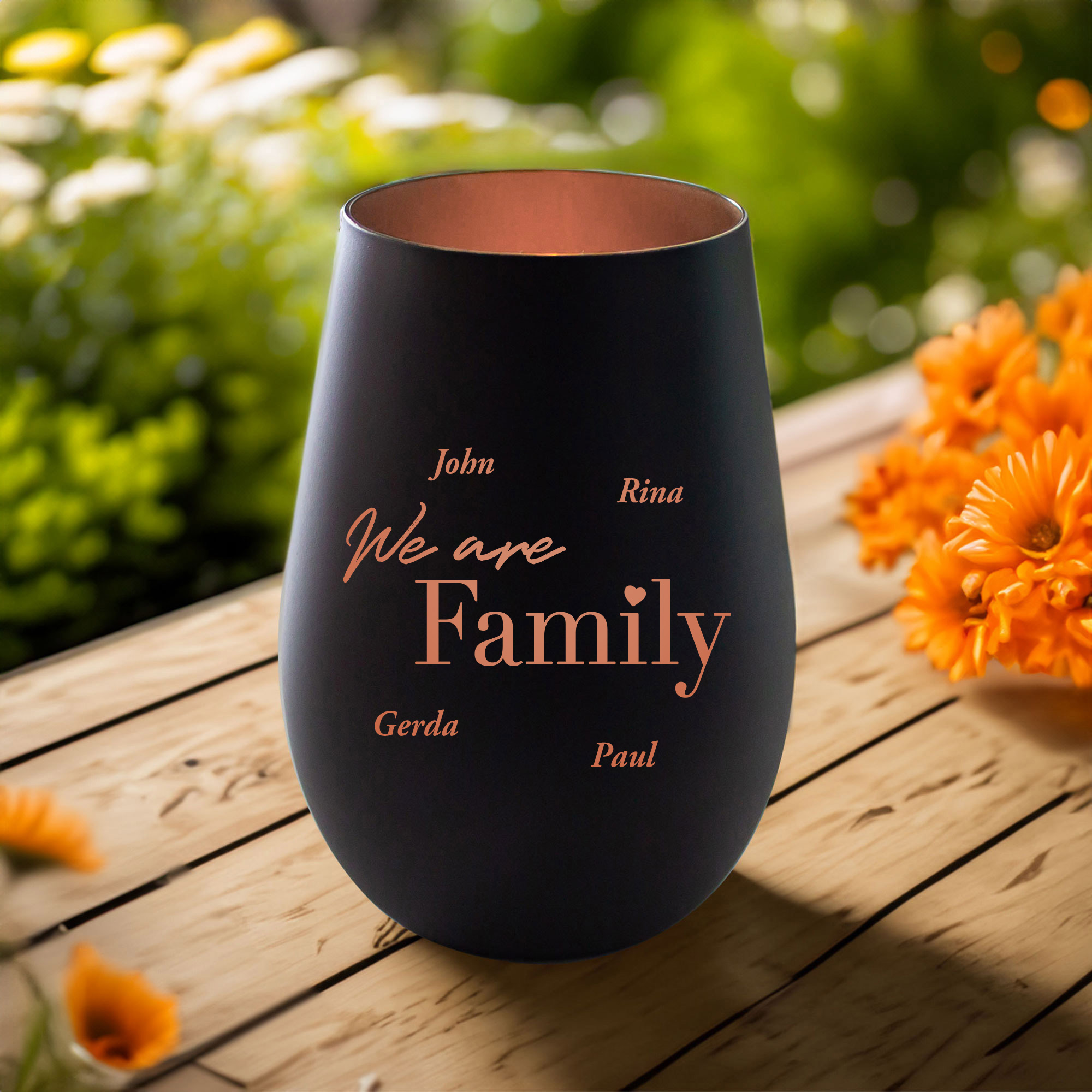Schwarzes Windlicht mit Gravur Family - Bronze