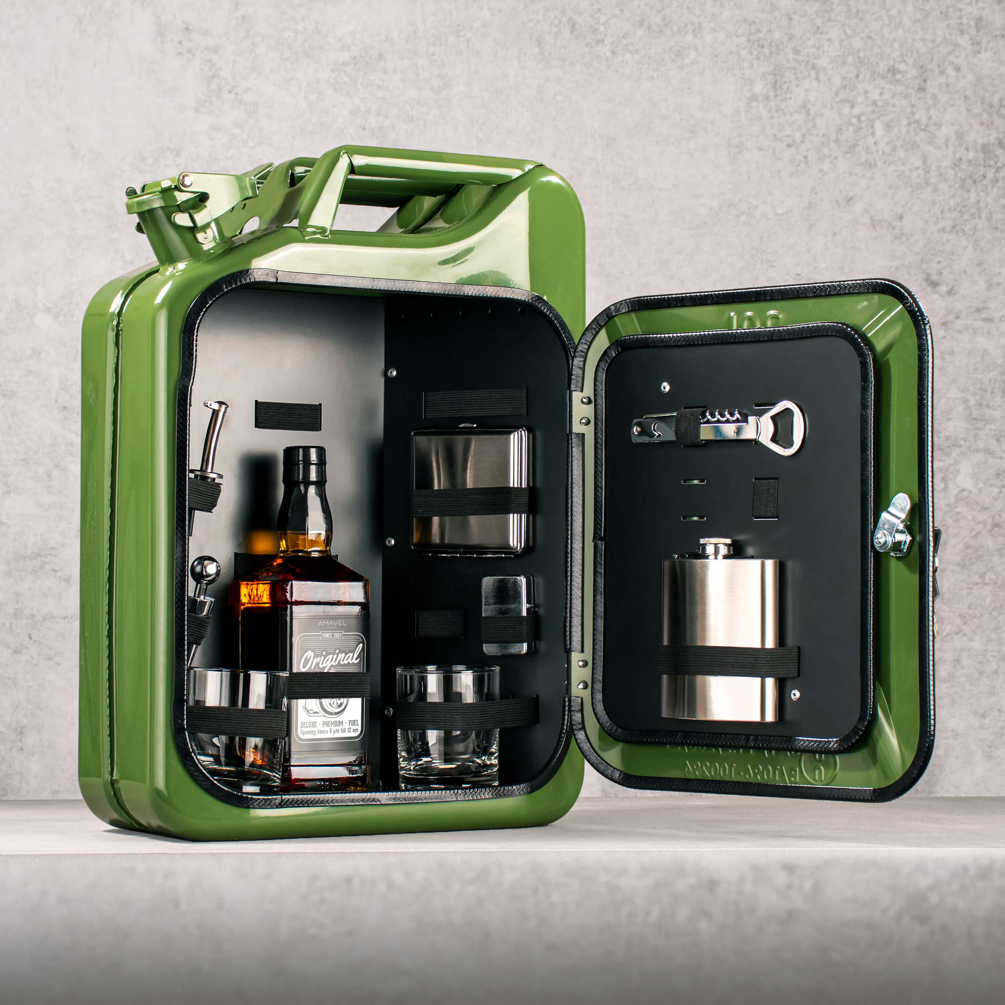 Mobile Kanisterbar mit 9-teiligem Zubehör - grüne Mini Bar